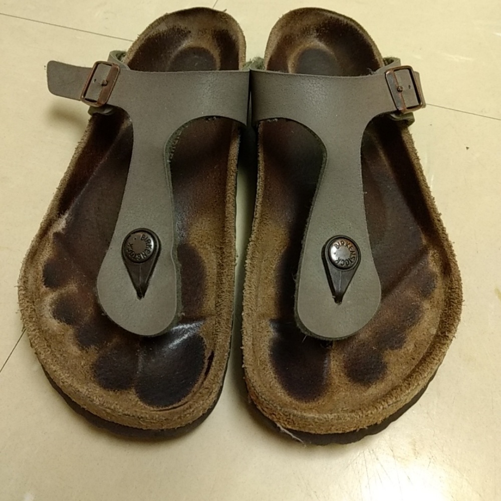 Birkenstocks Gizeh Sandals
